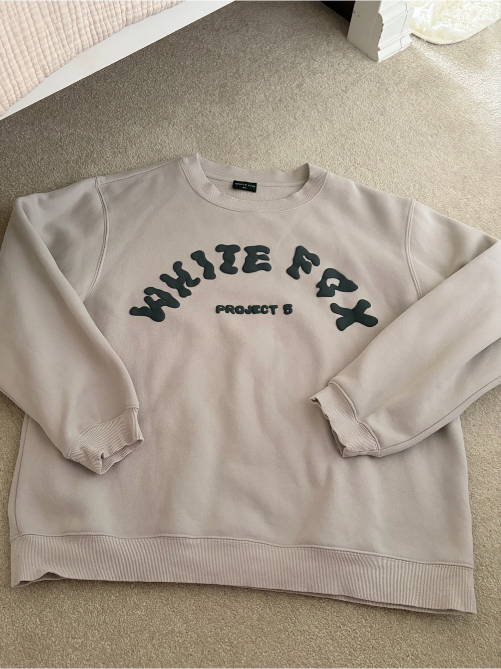 RARE White Fox Boutique Crewneck